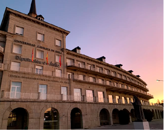 Certificado por Universidad